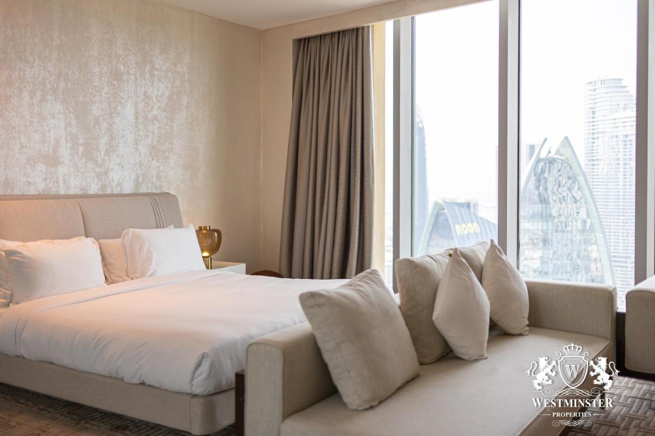 Westminster Dubai Mall Extérieur photo A bedroom at the Westminster Collection