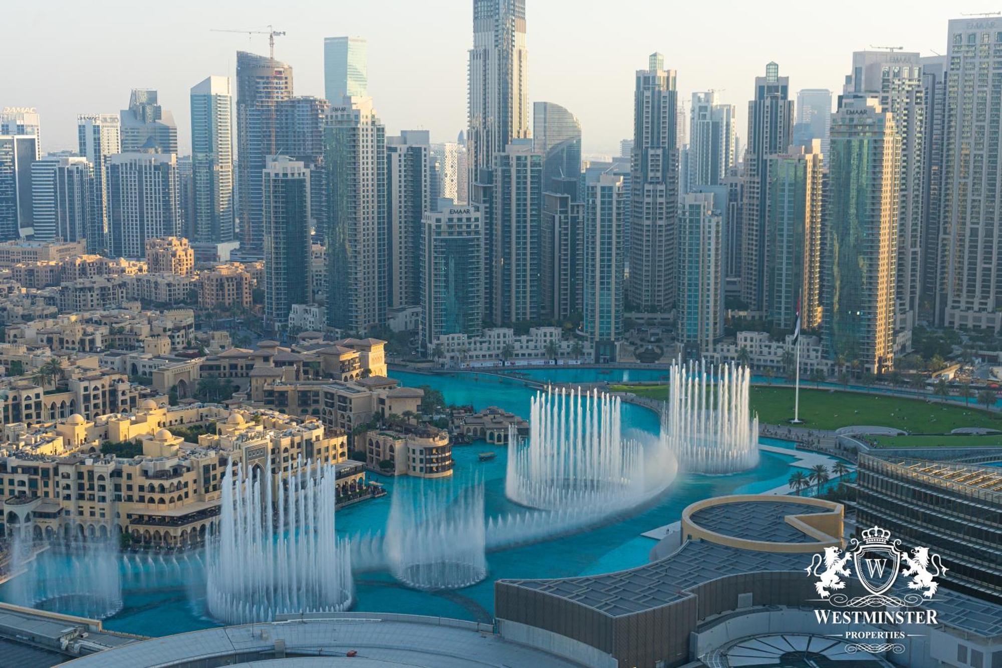 Westminster Dubai Mall Extérieur photo Dubai Fountains